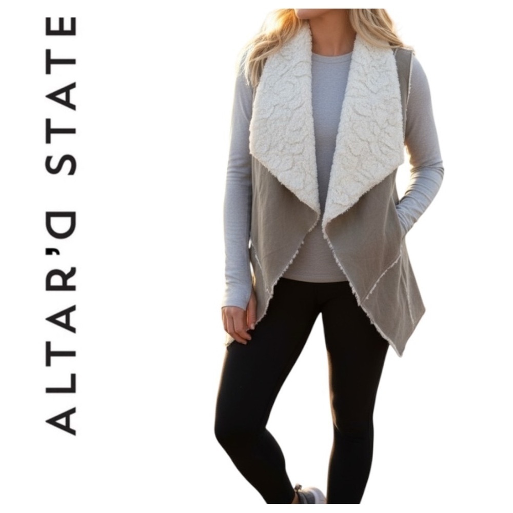 Altar'd State Taupe Faux Suede & Sherpa Vest Size Medium
